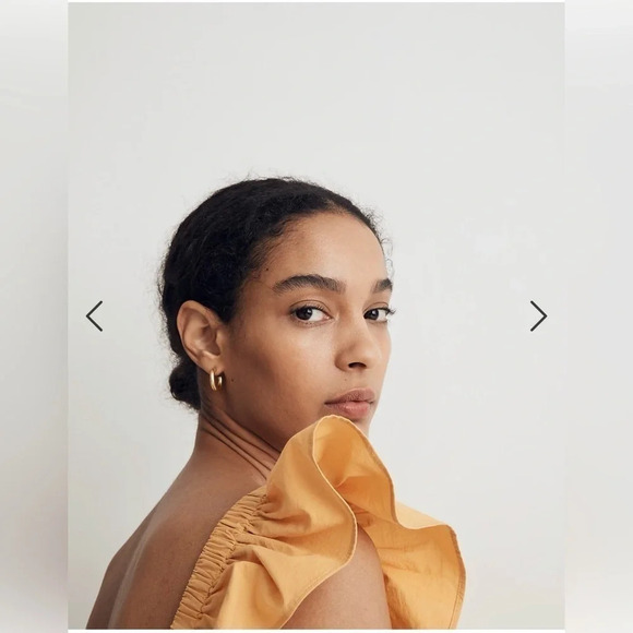 Madewell flutter sleeve square neck mini dress
Size med - Picture 3 of 8